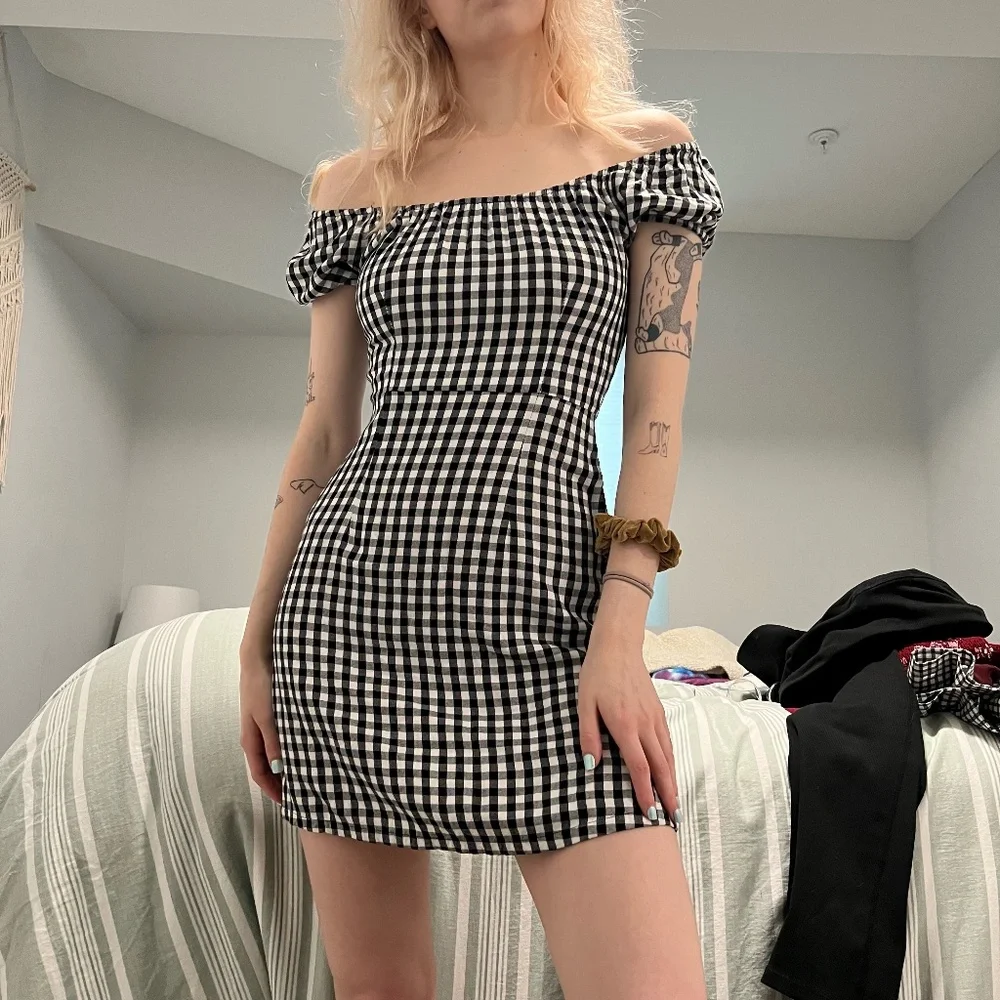hollister gingham off shoulder mini dress - Picture 1 of 3